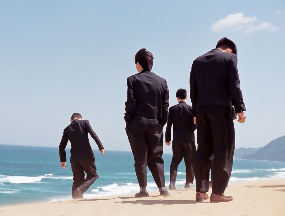 Rebels on the Dunes