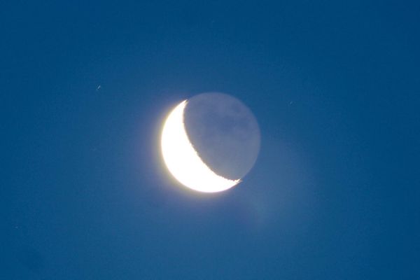 earthshine june 2021