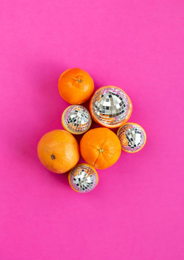 Orange discoballs