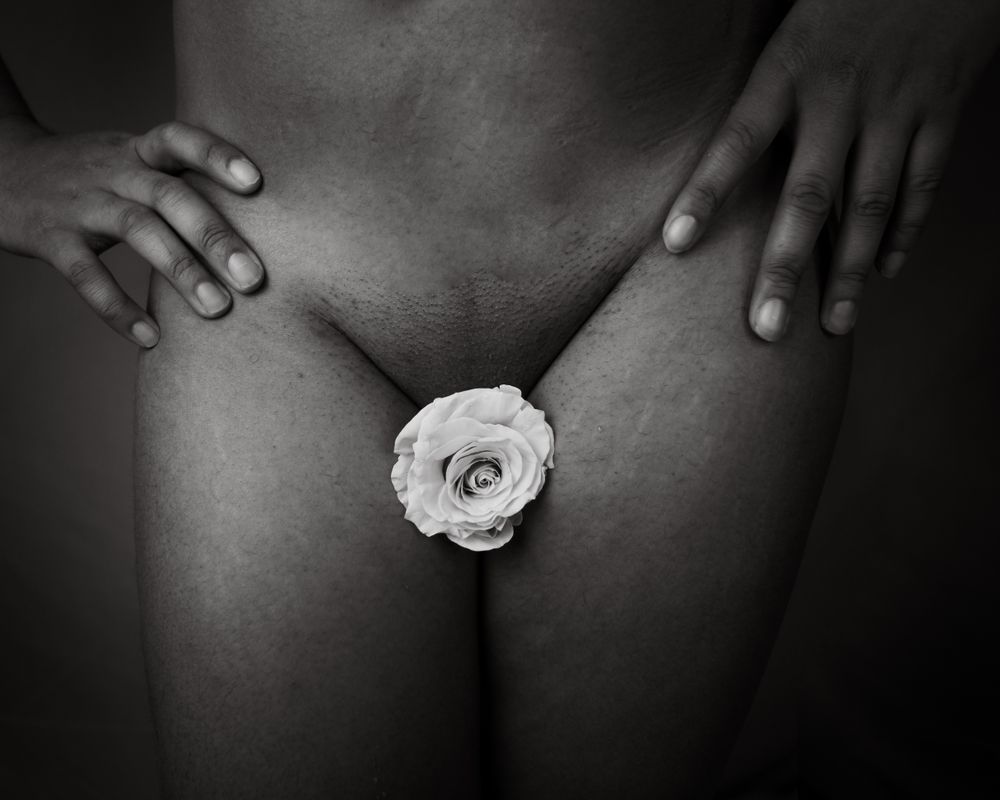 The Simplistic Beauty of the Vulva - Photo 26