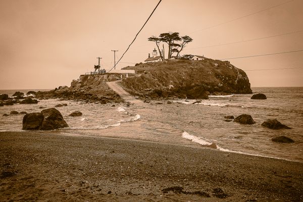 NoCal Lighthouse (2:3)